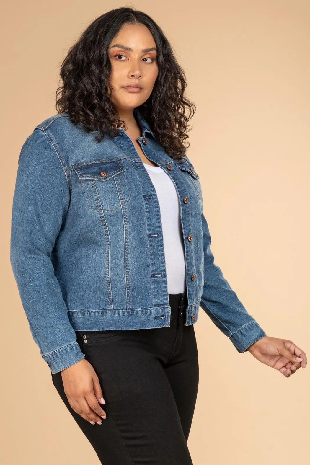 Women's Plus Size Cropped Denim Jacket