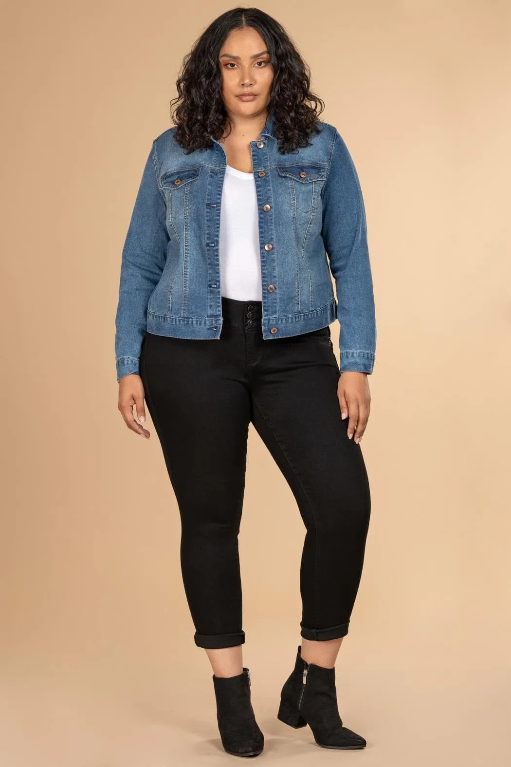 Women's Plus Size Cropped Denim Jacket